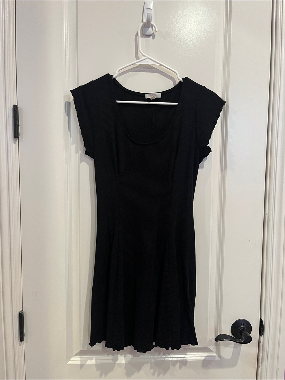 Love, Fire Black Women's Scoop Neck Short Sleeve Dress Size M
